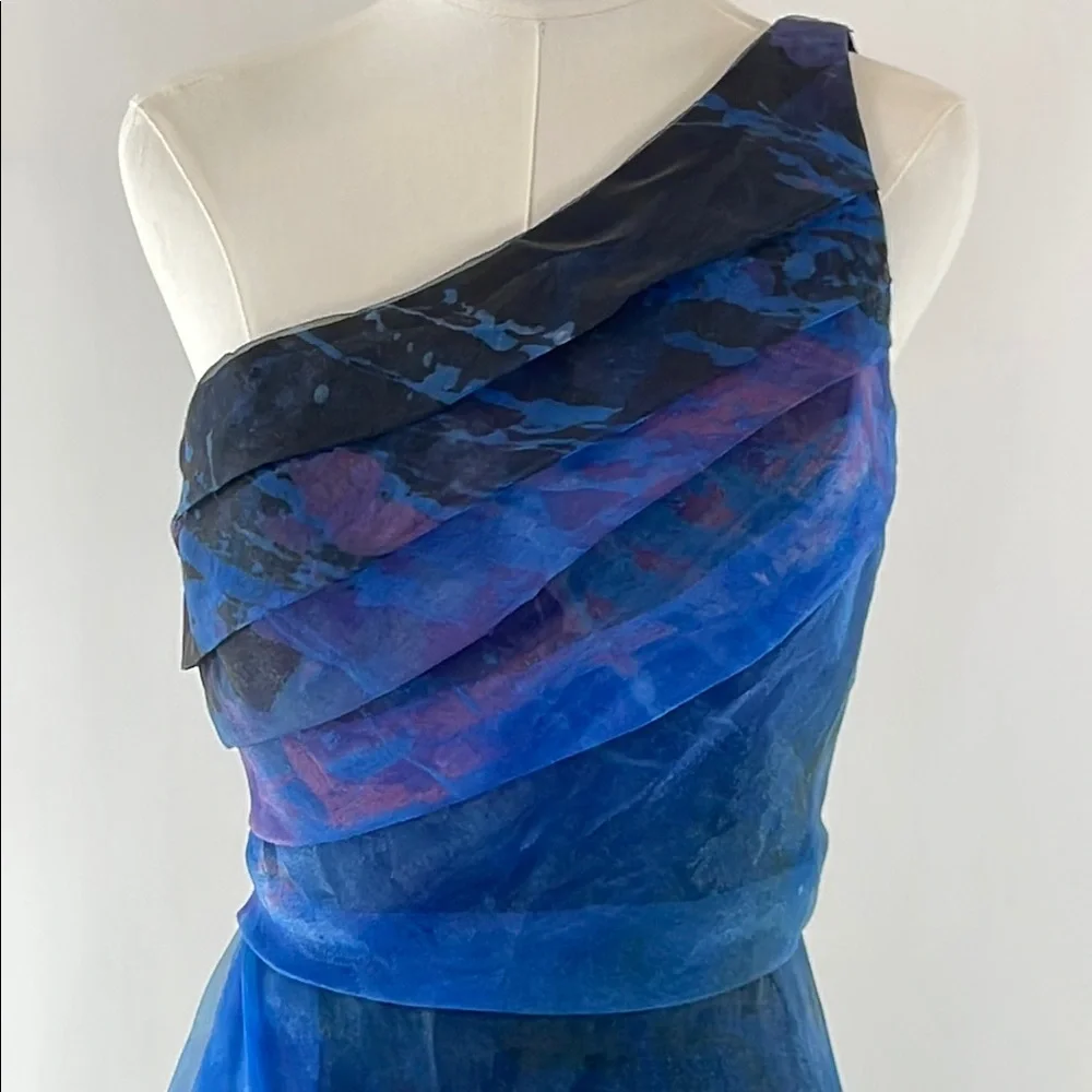 Rene Ruiz Blue Organza Gown, Size 4 - Picture 11 of 16